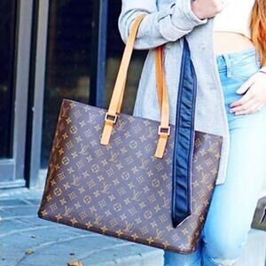 💎✨Authentic✨💎Louis Vuitton Monogram Luco Tote Bag Hand Bag